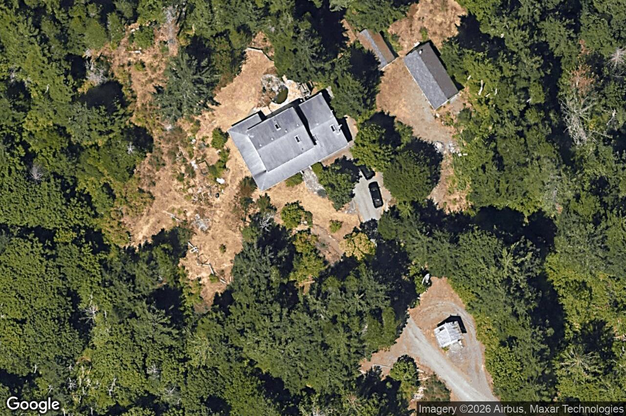Aerial view of 925 Blakeon Pl, Langford