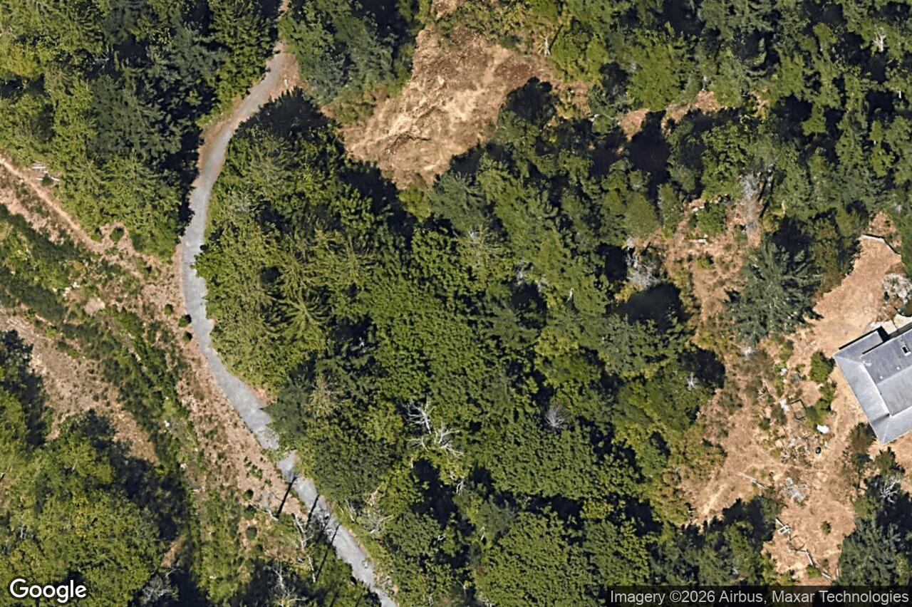 Aerial view of 945 Blakeon Pl, Langford