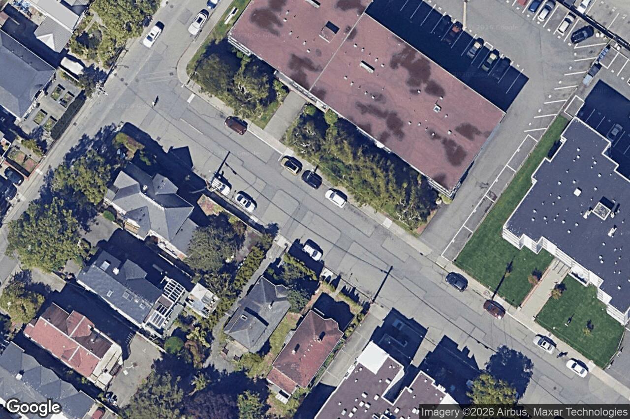 Aerial view of 203 – 511 Rithet St, Victoria
