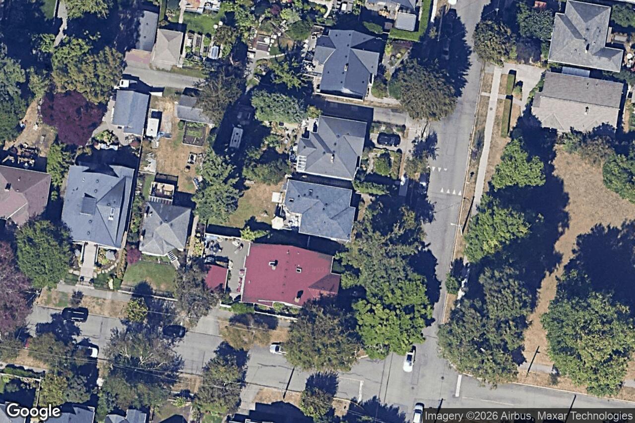 Aerial view of 244 Linden Ave, Victoria