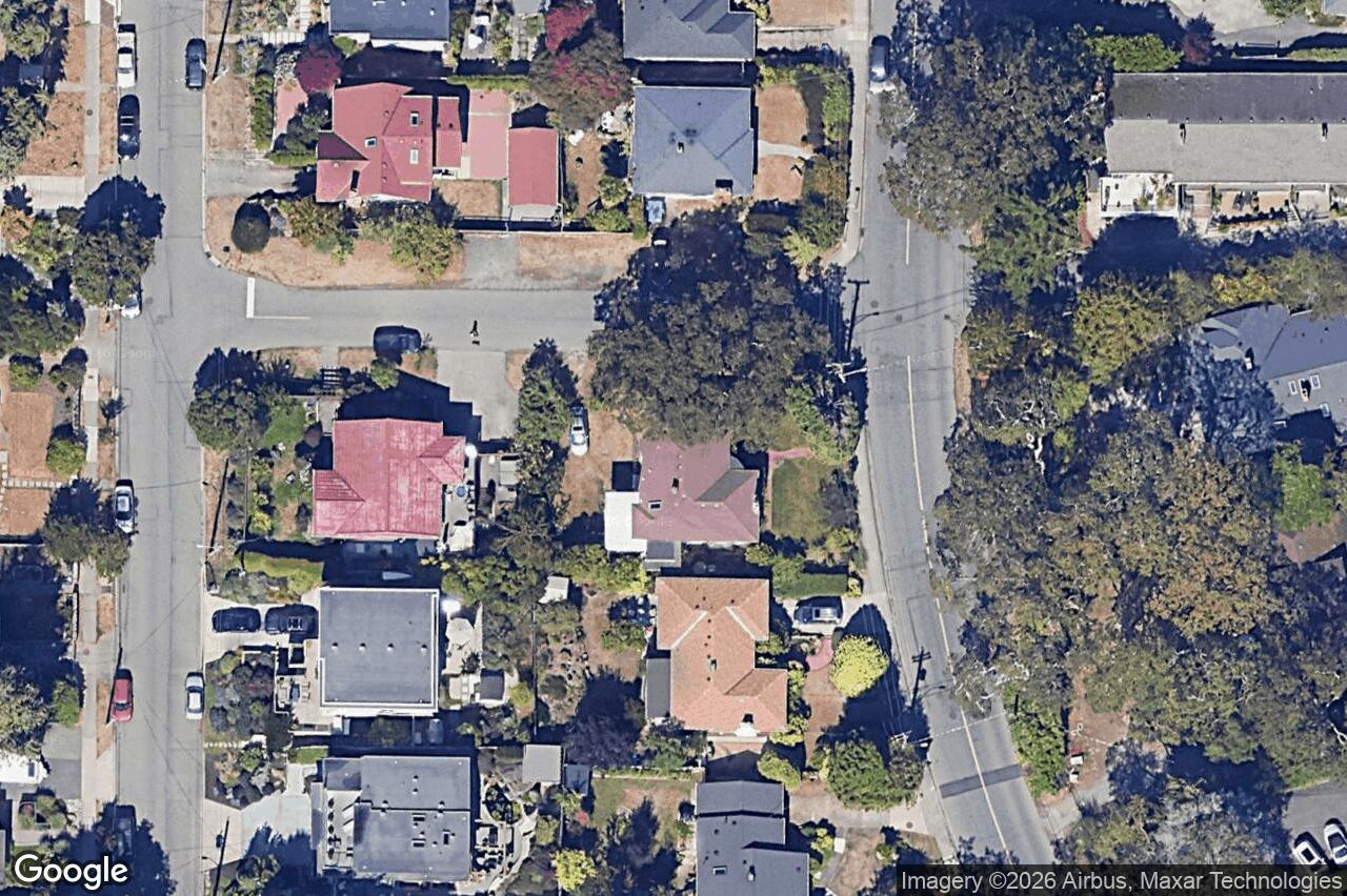 Aerial view of 350 Foul Bay Rd, Victoria