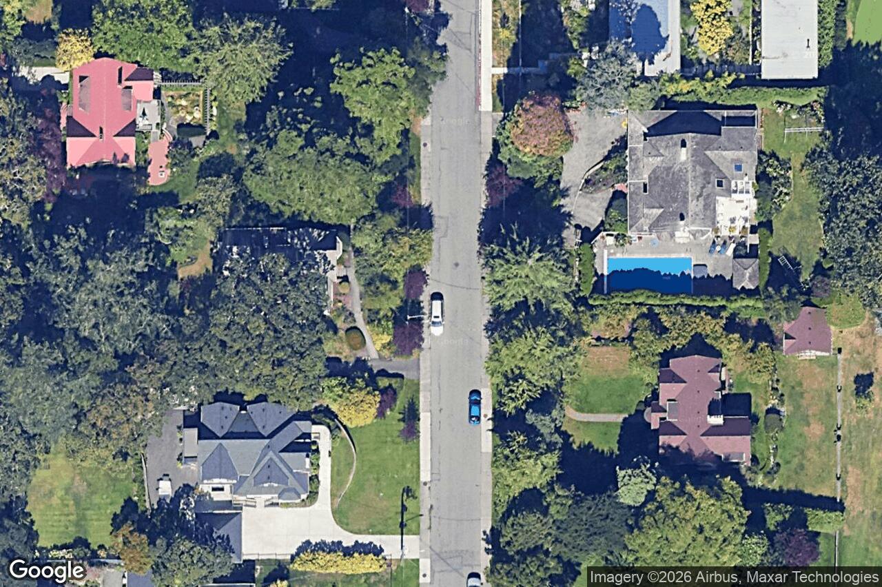 Aerial view of 602 Newport Ave, Oak Bay
