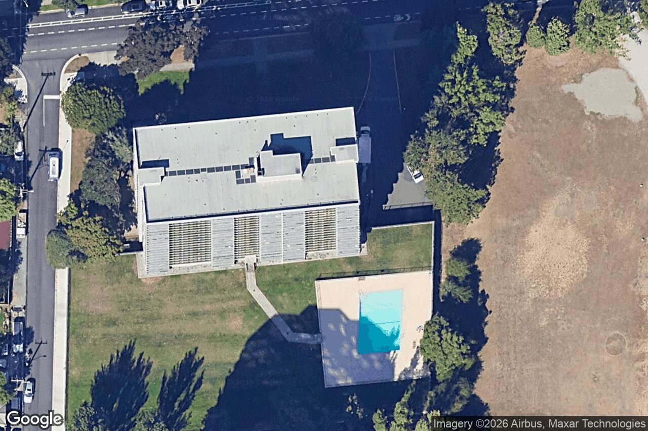 Aerial view of 2006 – 647 Michigan St, Victoria