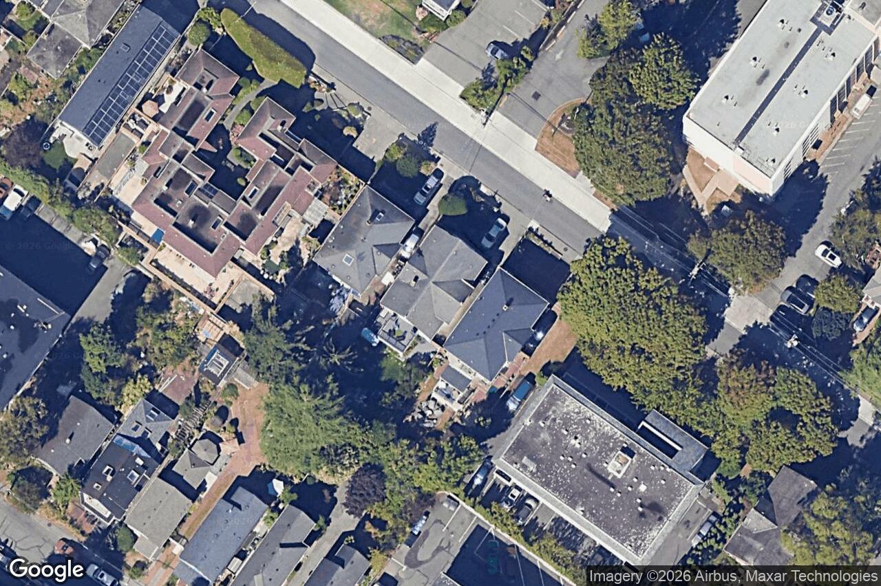 Aerial view of 329 Simcoe St, Victoria