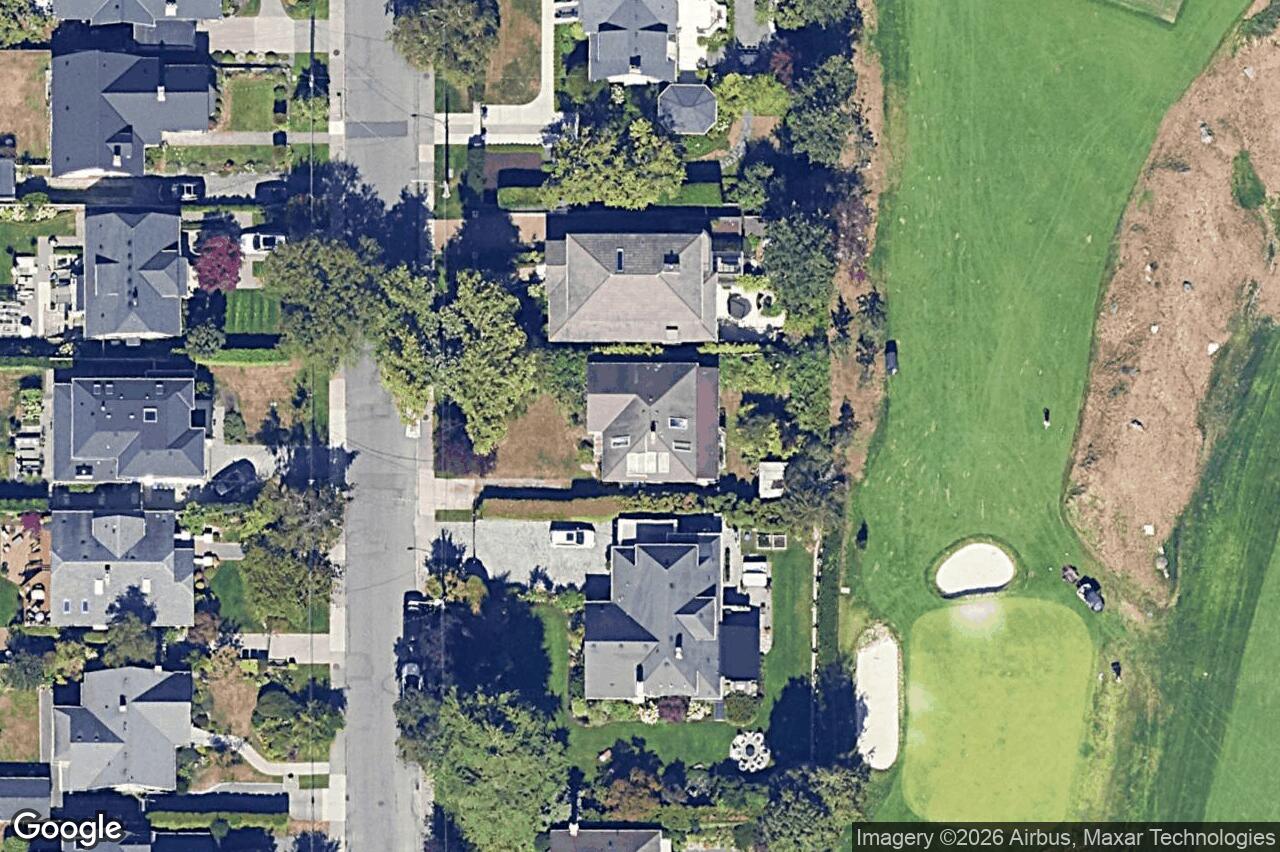 Aerial view of 821 Newport Ave, Oak Bay