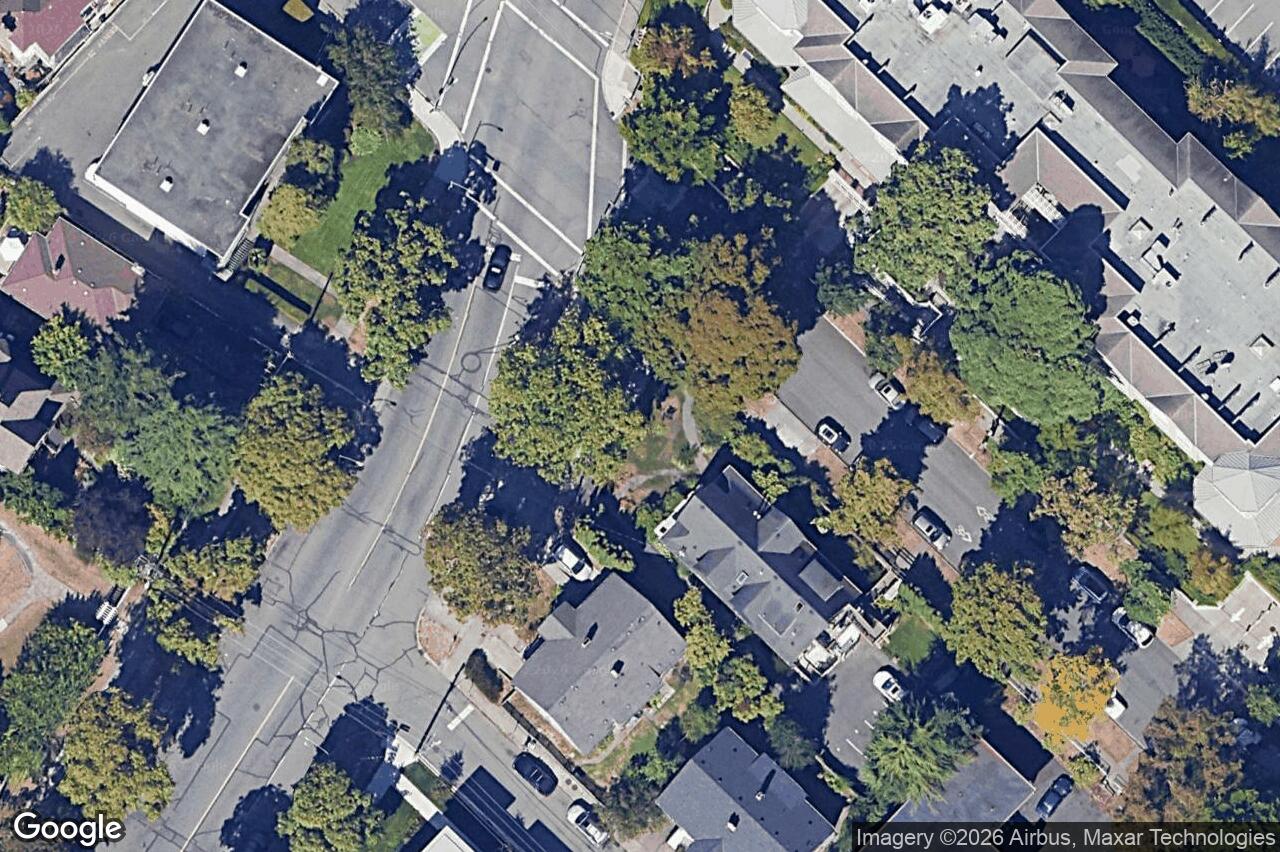 Aerial view of 903 Humboldt St, Victoria
