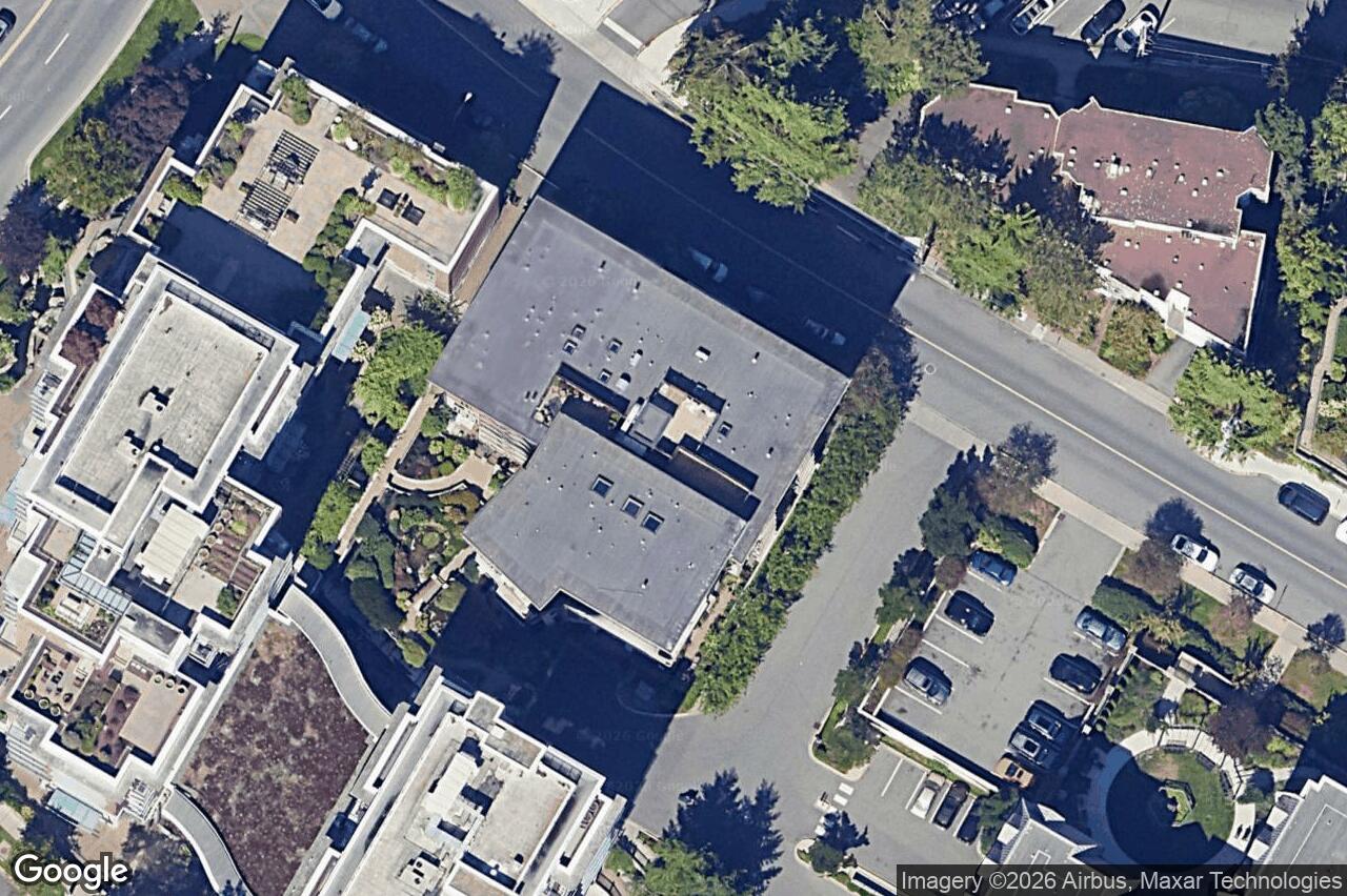 Aerial view of 301 – 827 Fairfield Rd, Victoria