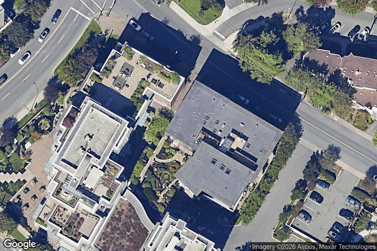 Aerial view of 107 – 827 Fairfield Rd, Victoria