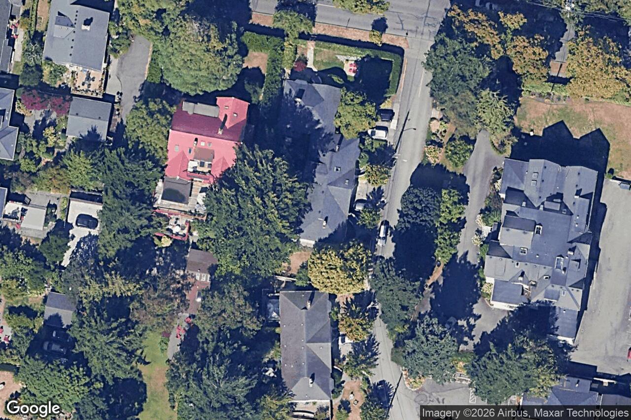 Aerial view of 812 Langham Crt, Victoria