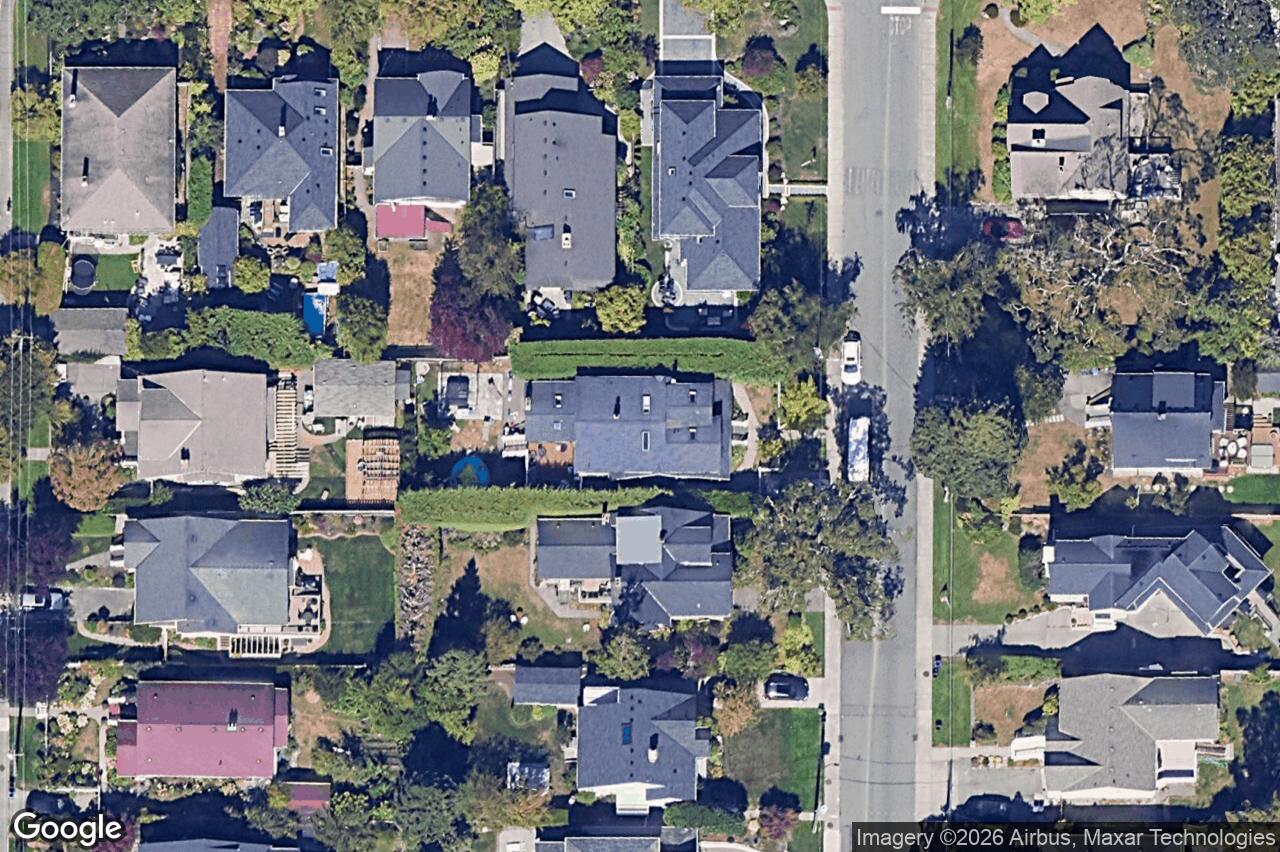 Aerial view of 1074 Oliver St, Oak Bay