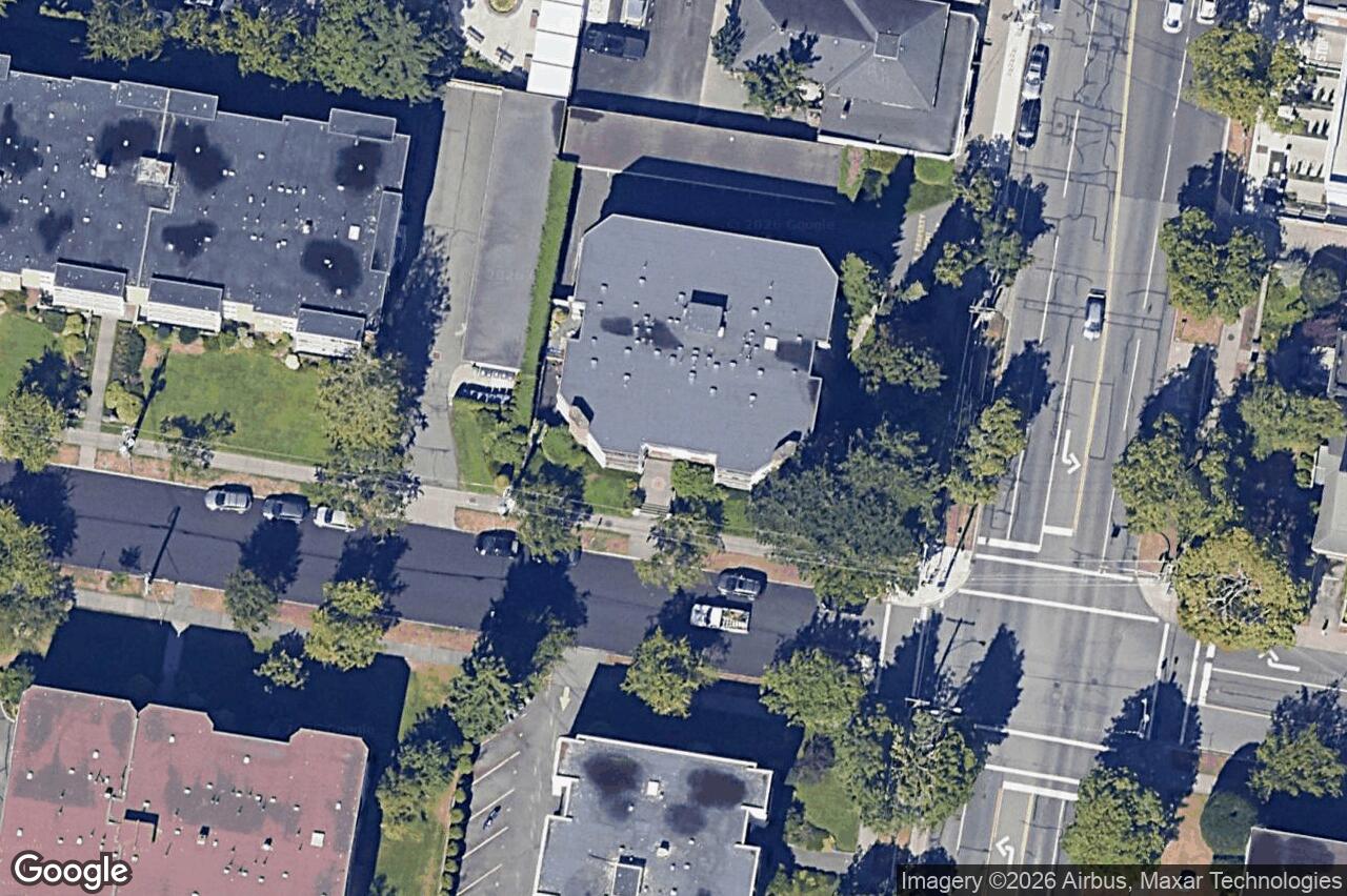 Aerial view of 102 – 1052 Rockland Ave, Victoria