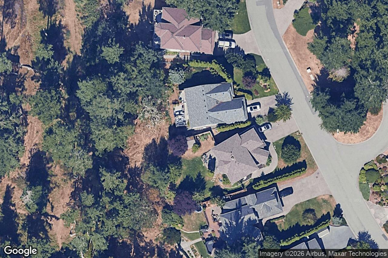 Aerial view of 825 Bexhill Pl, Colwood