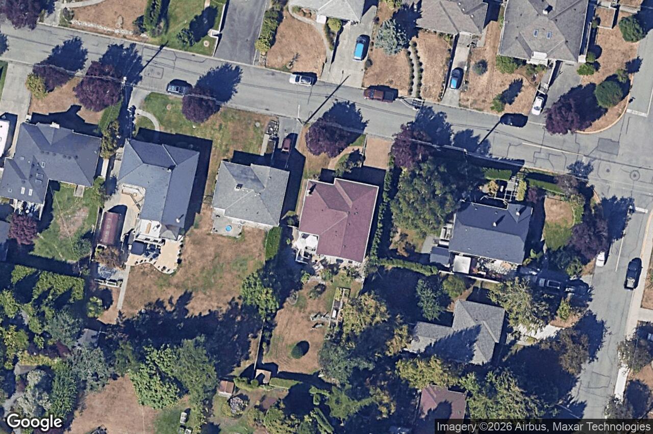 Aerial view of 1141 Hadfield Ave, Esquimalt