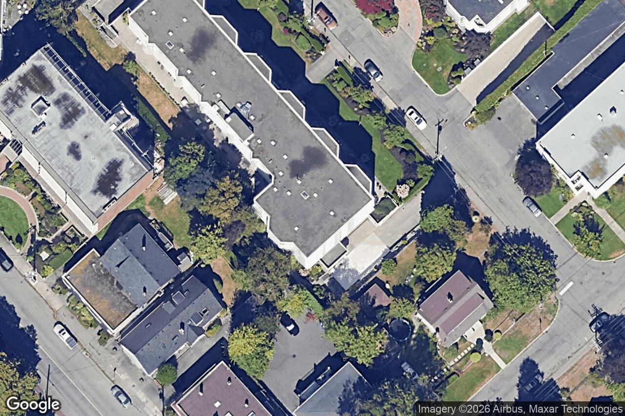 Aerial view of 409 – 1370 Beach Dr, Oak Bay