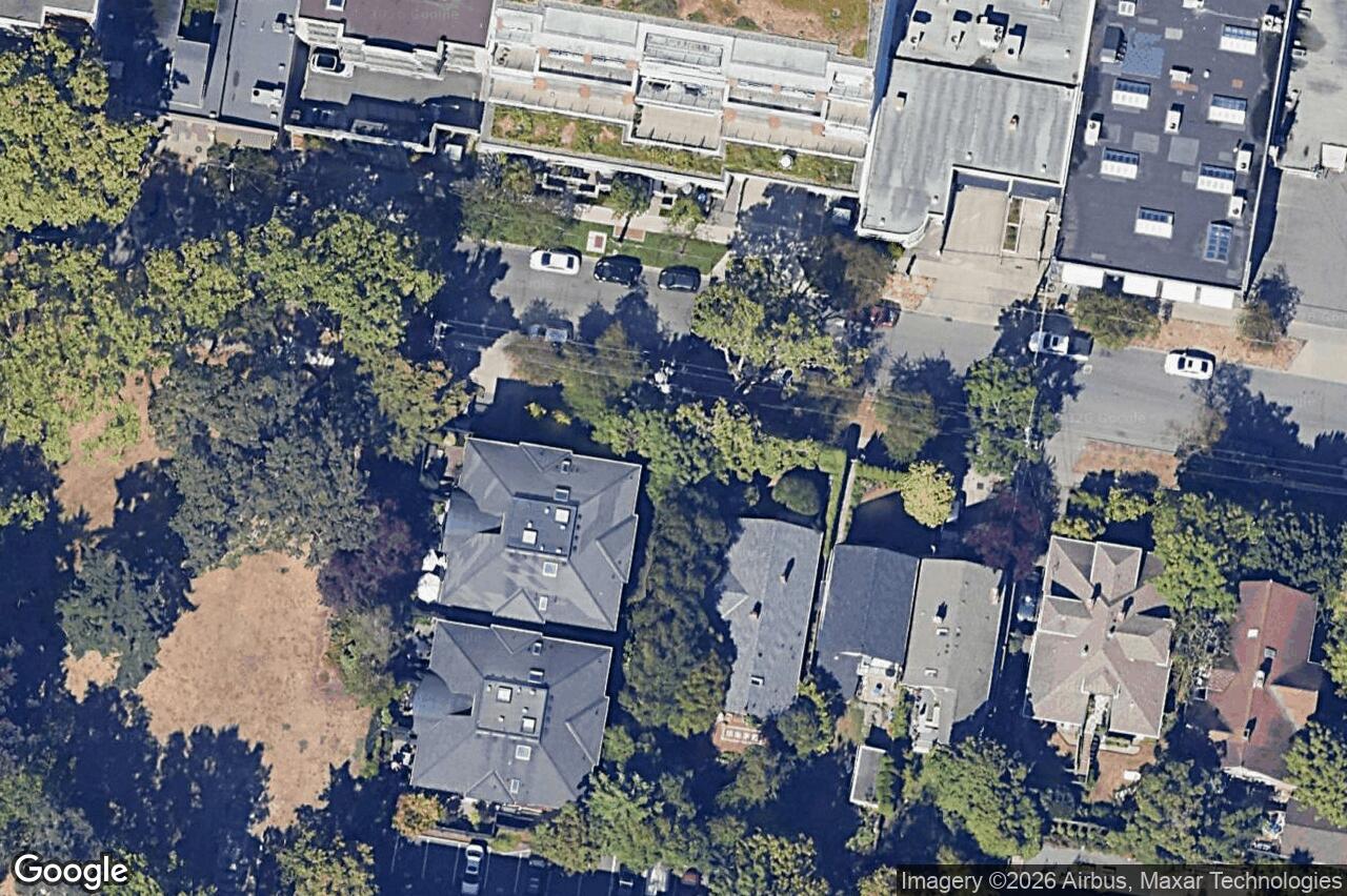 Aerial view of 4 – 933 Meares St, Victoria