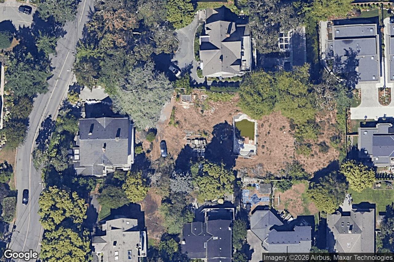 Aerial view of 1741 Rockland Ave, Victoria