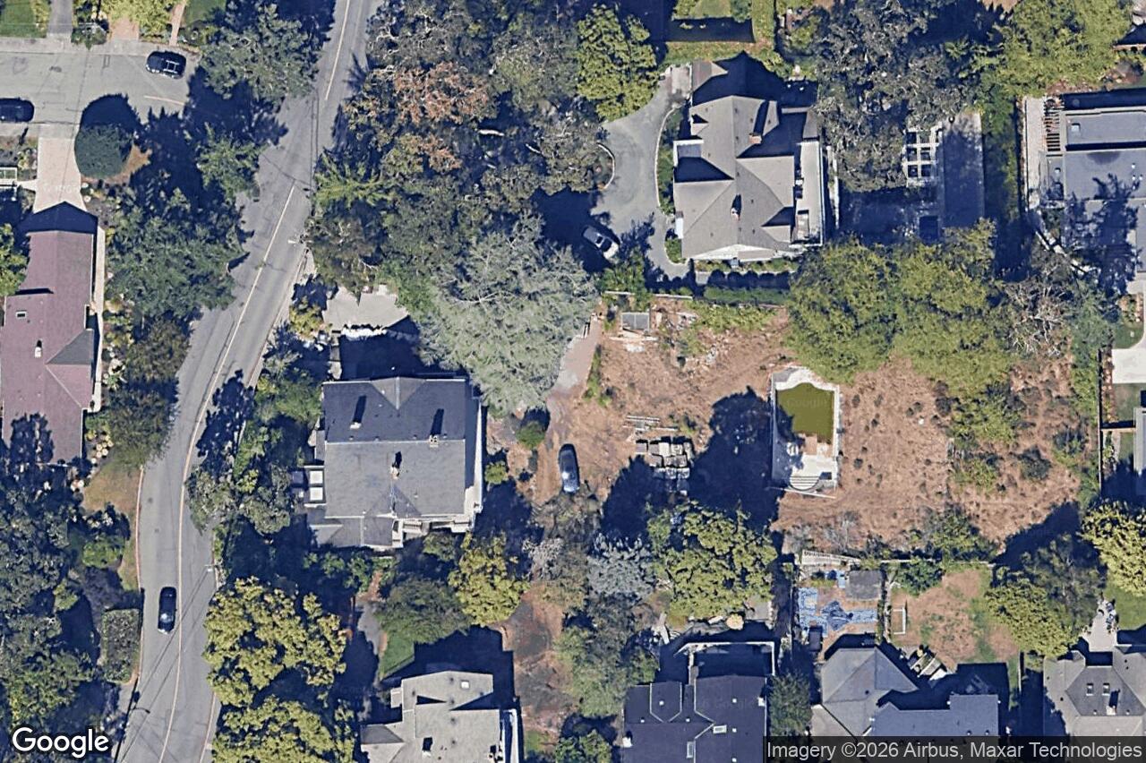 Aerial view of 1739 Rockland Ave, Victoria