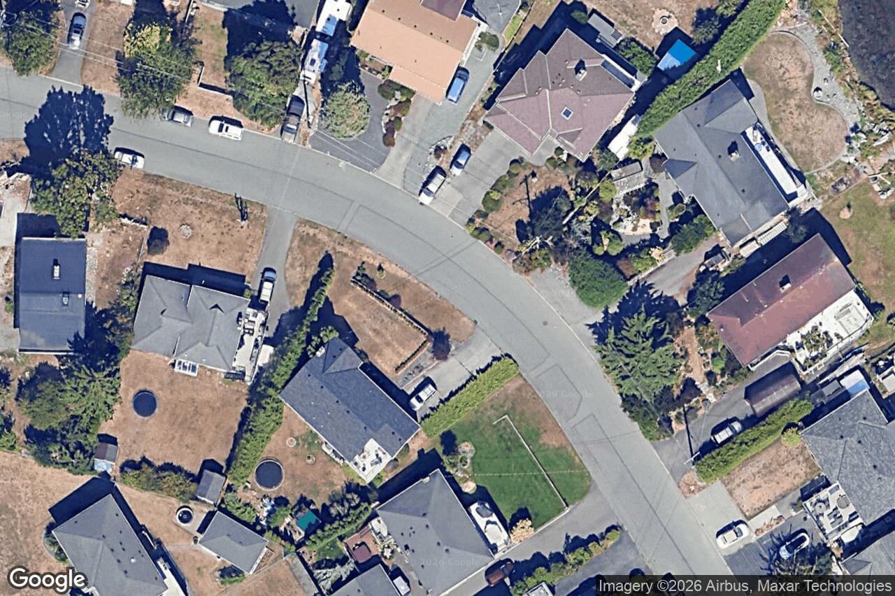 Aerial view of 230 Portsmouth Dr, Colwood