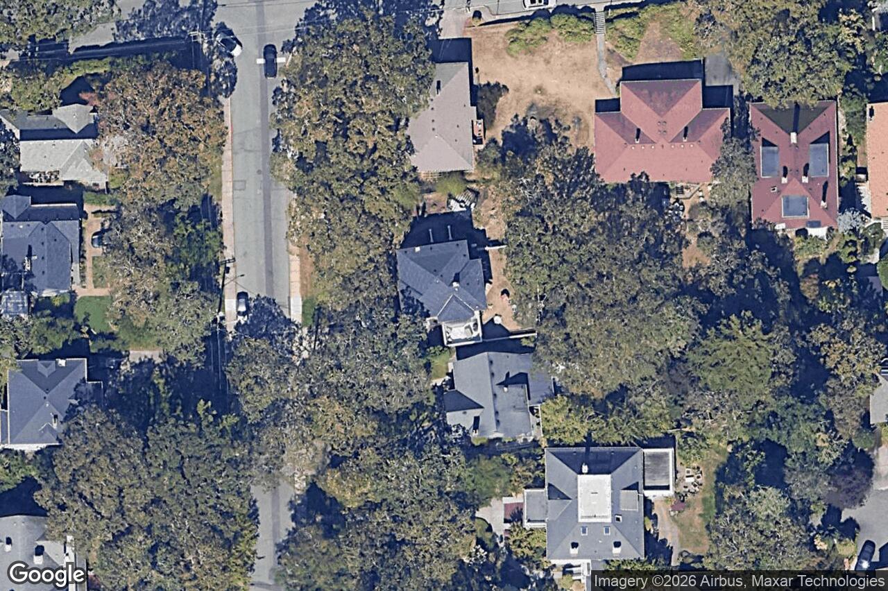 Aerial view of 1391 Victoria Ave, Oak Bay