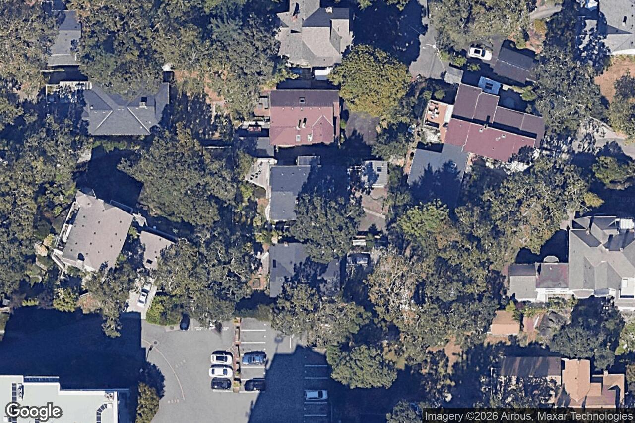 Aerial view of 1018 Terrace Ave, Victoria