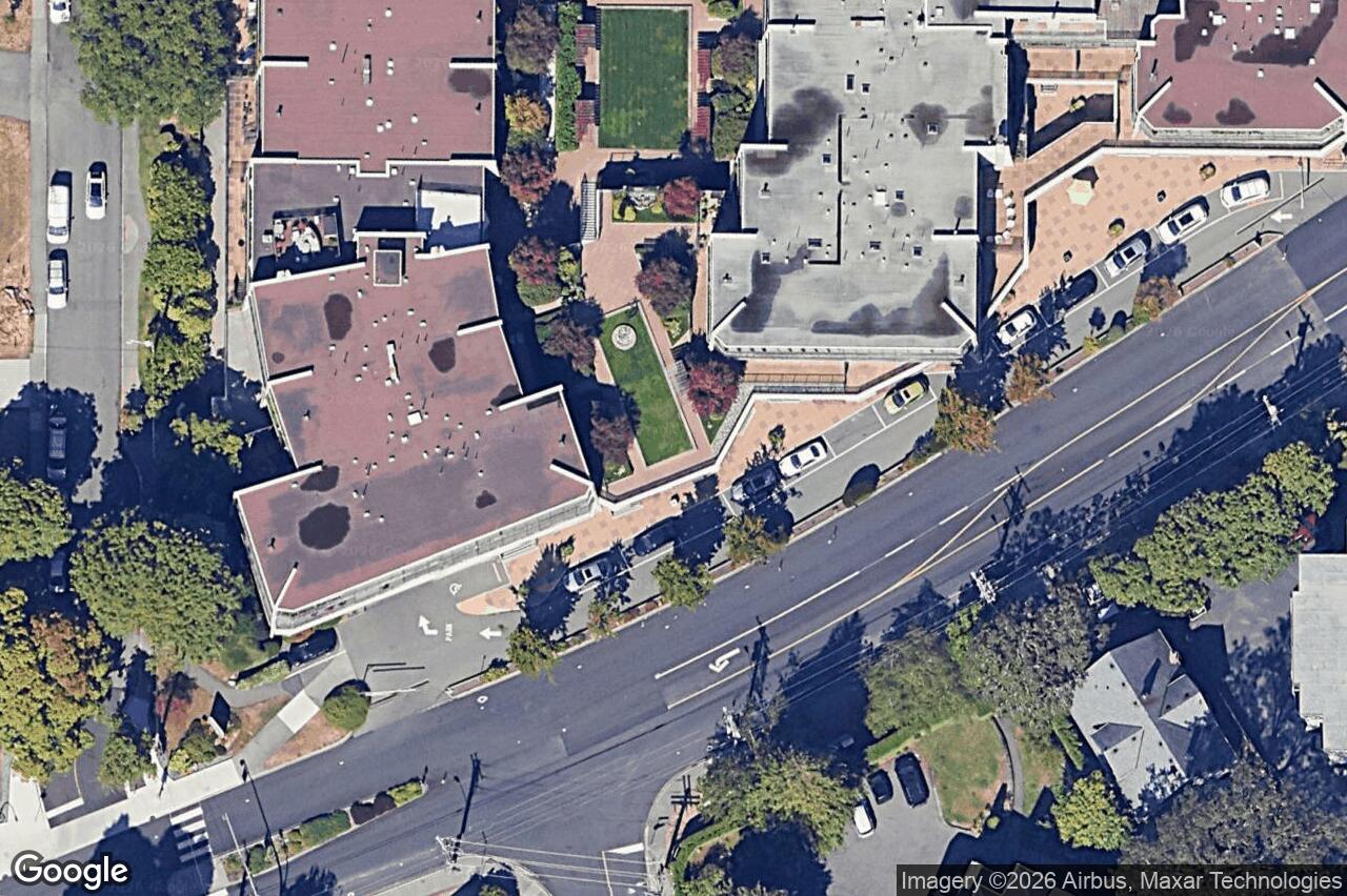 Aerial view of 1512 Fort St, Victoria