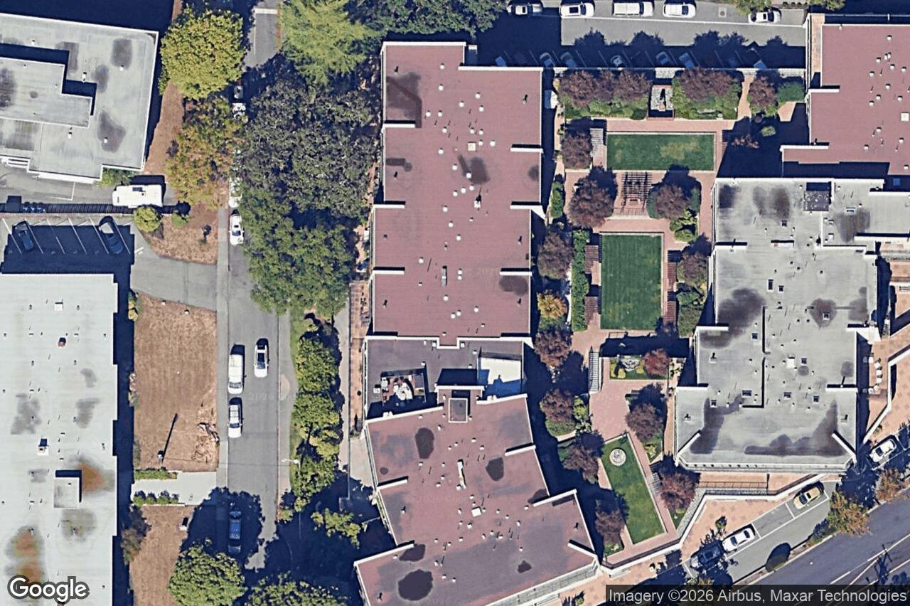 Aerial view of 205 – 1419 Stadacona Ave, Victoria