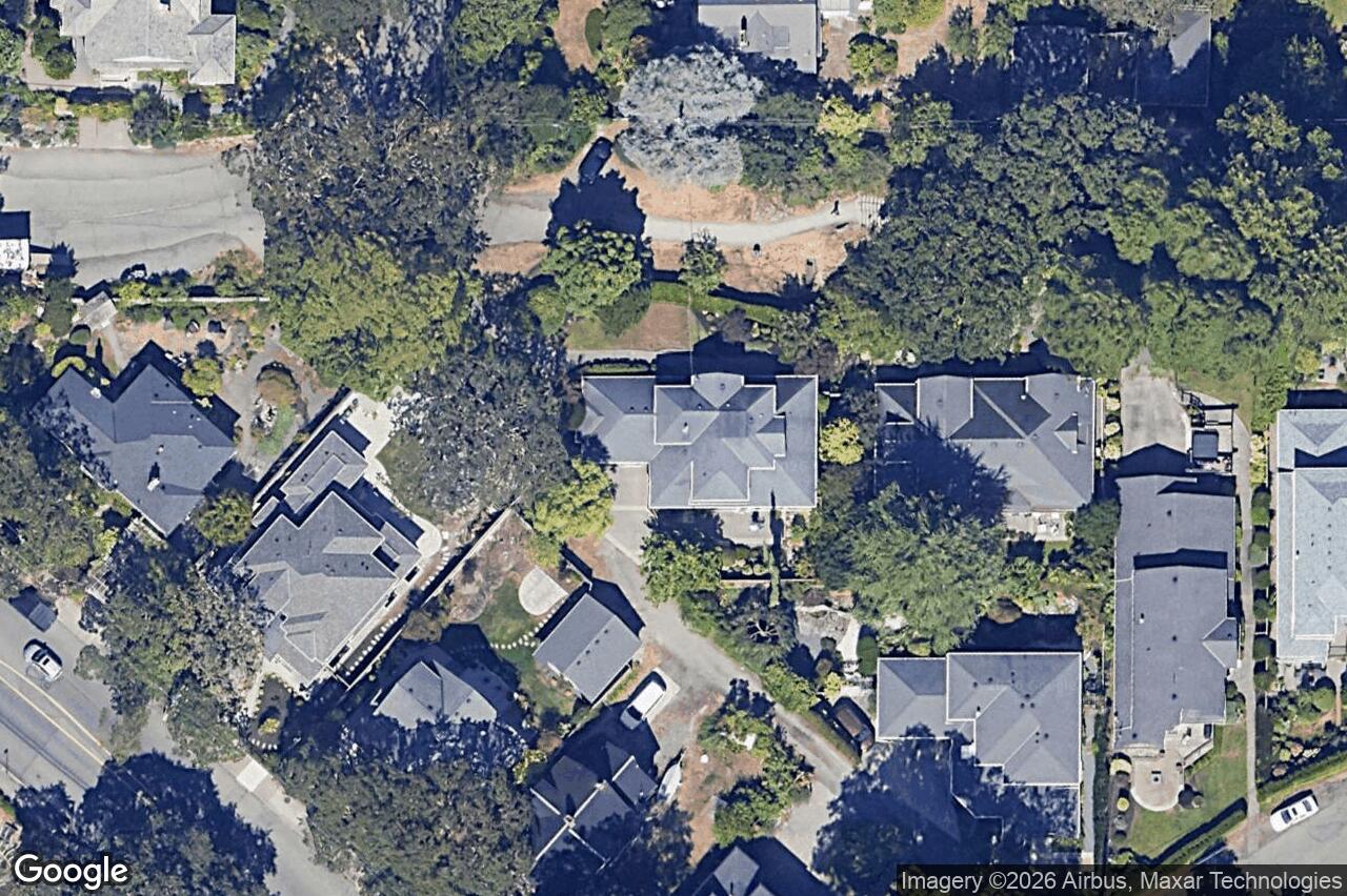 Aerial view of 2425 Oak Bay Ave, Oak Bay