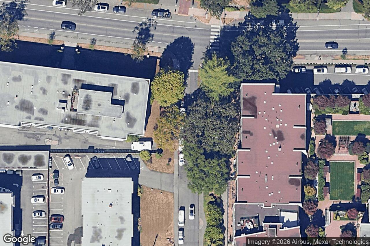 Aerial view of 107 – 1419 Stadacona Ave, Victoria