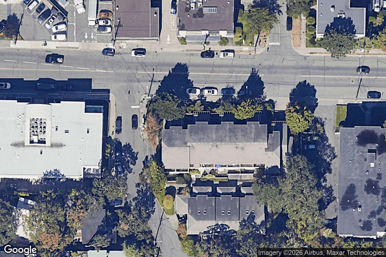 Aerial view of 101 – 1625 Oak Bay Ave, Victoria