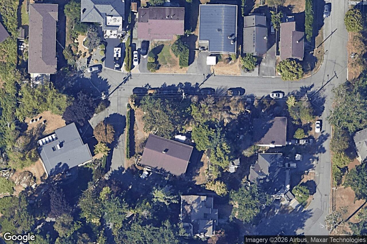Aerial view of 1413 Beatty St, Esquimalt