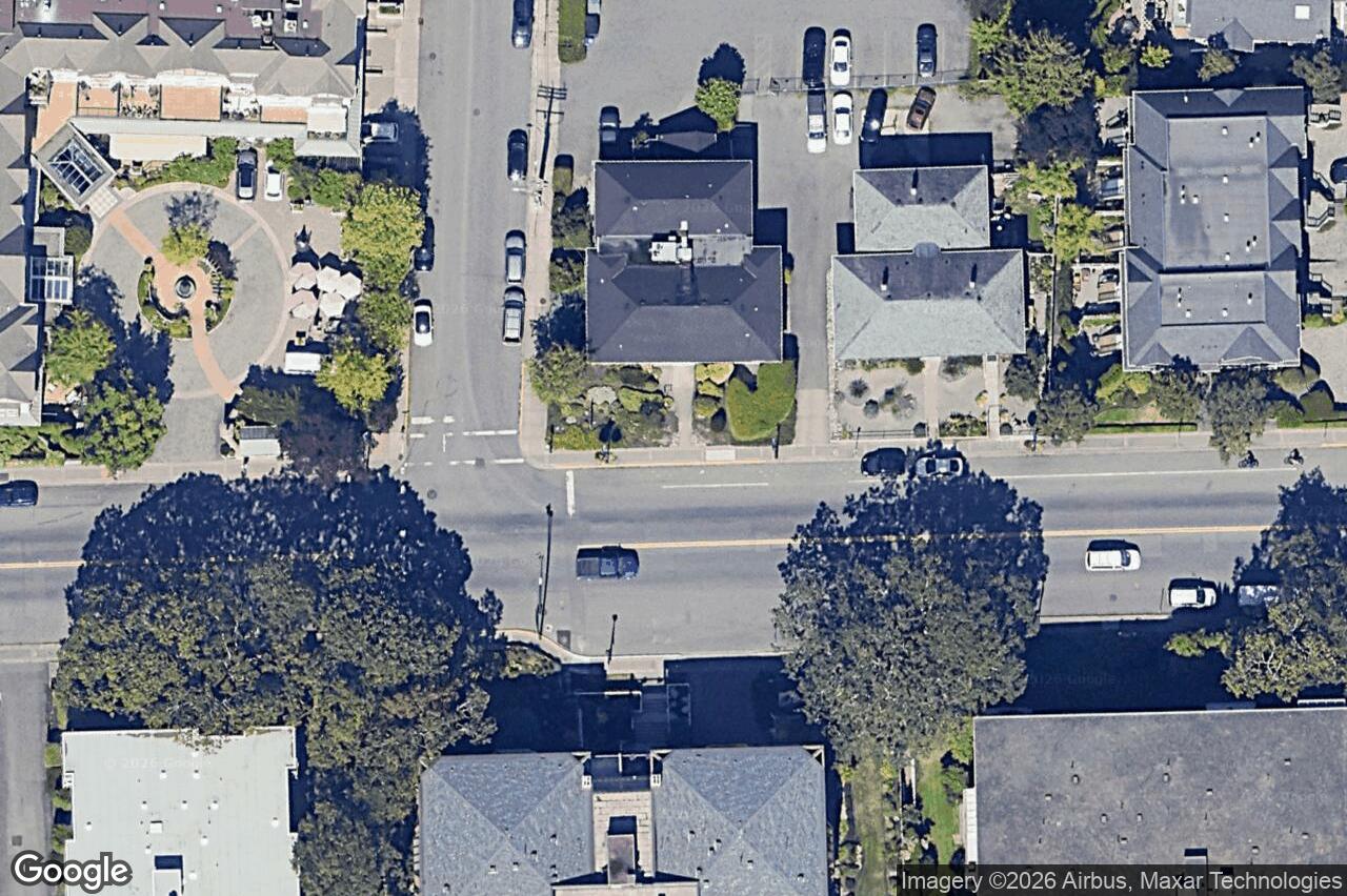 Aerial view of 204 – 2119 Oak Bay Ave, Oak Bay