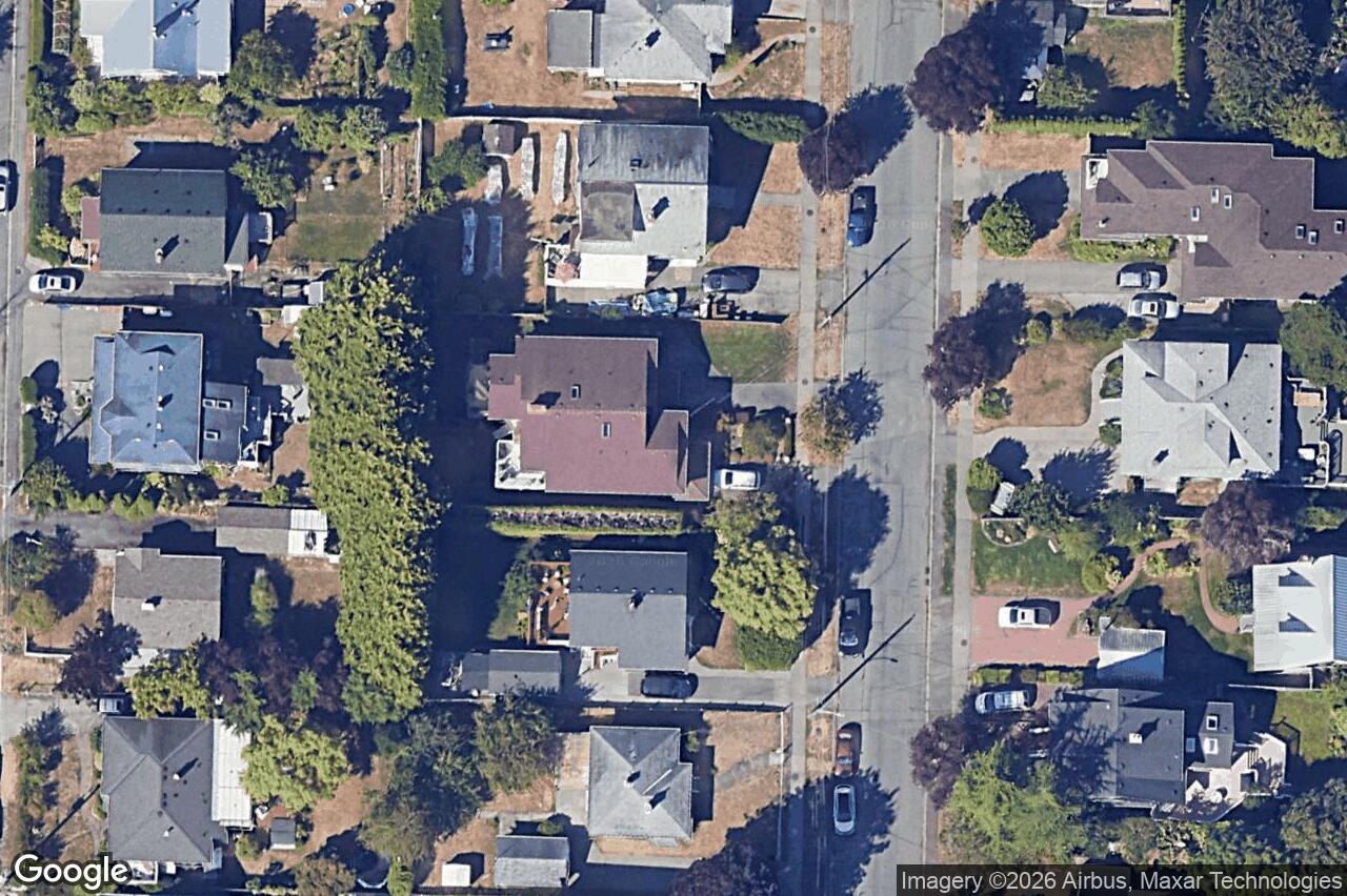 Aerial view of 468 Admirals Rd, Esquimalt