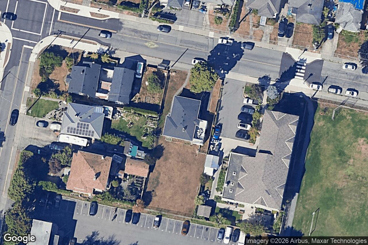 Aerial view of 1041 Lyall St, Esquimalt
