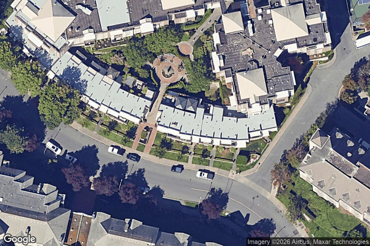 Aerial view of 10 – 33 Songhees Rd, Victoria