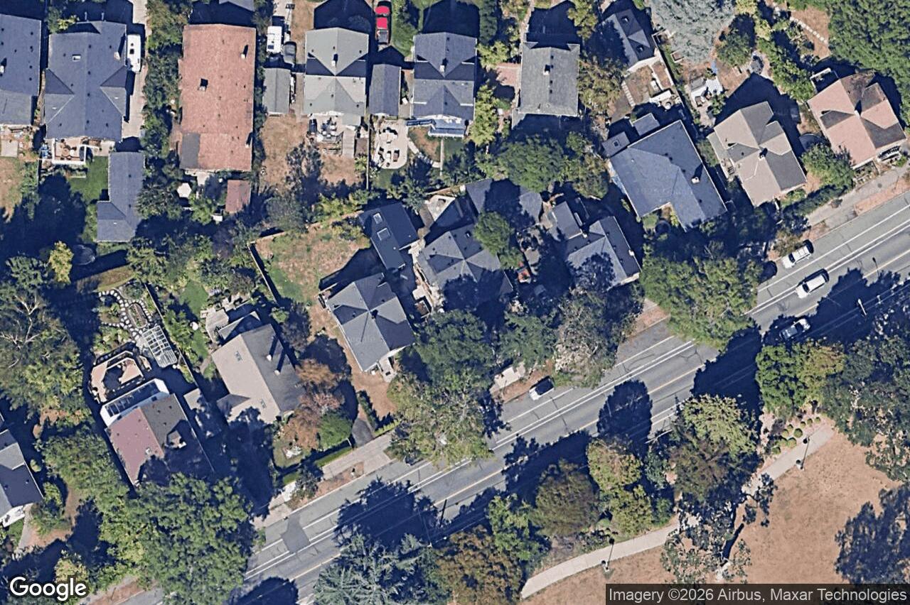 Aerial view of 1454/1456 Begbie St, Victoria
