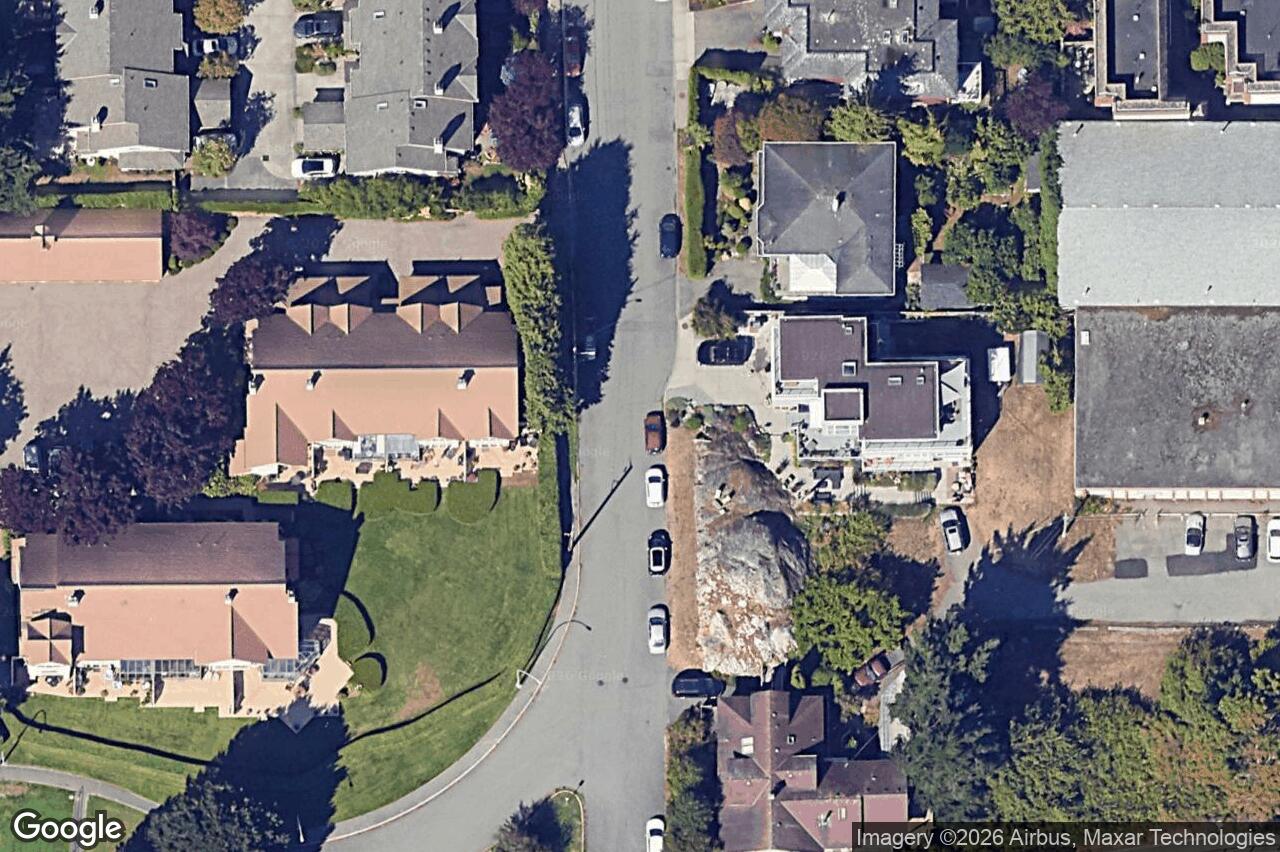 Aerial view of 5 – 216 Russell St, Victoria