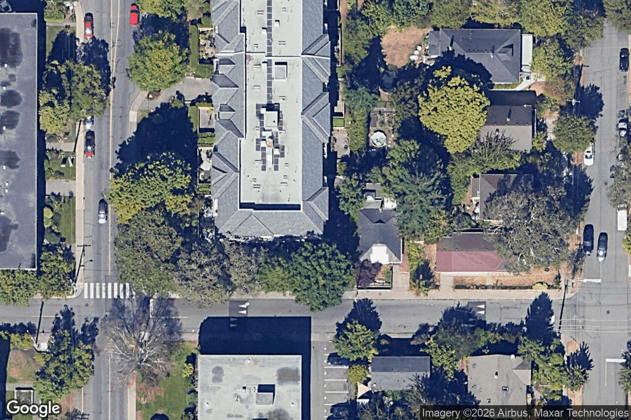 Aerial view of 406 – 1715 Richmond Ave, Victoria