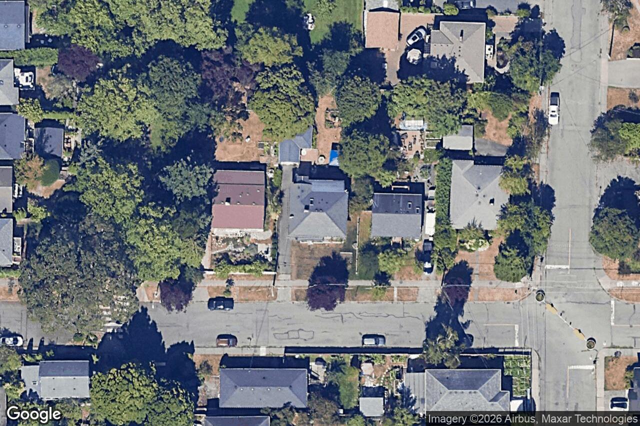 Aerial view of 1914 Leighton Rd, Victoria