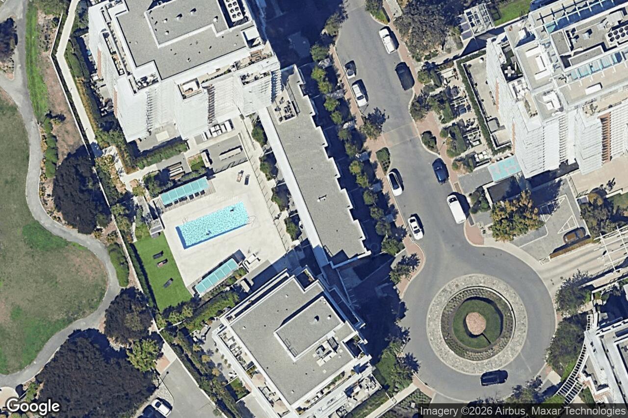 Aerial view of TH1 – 100 Saghalie Rd, Victoria