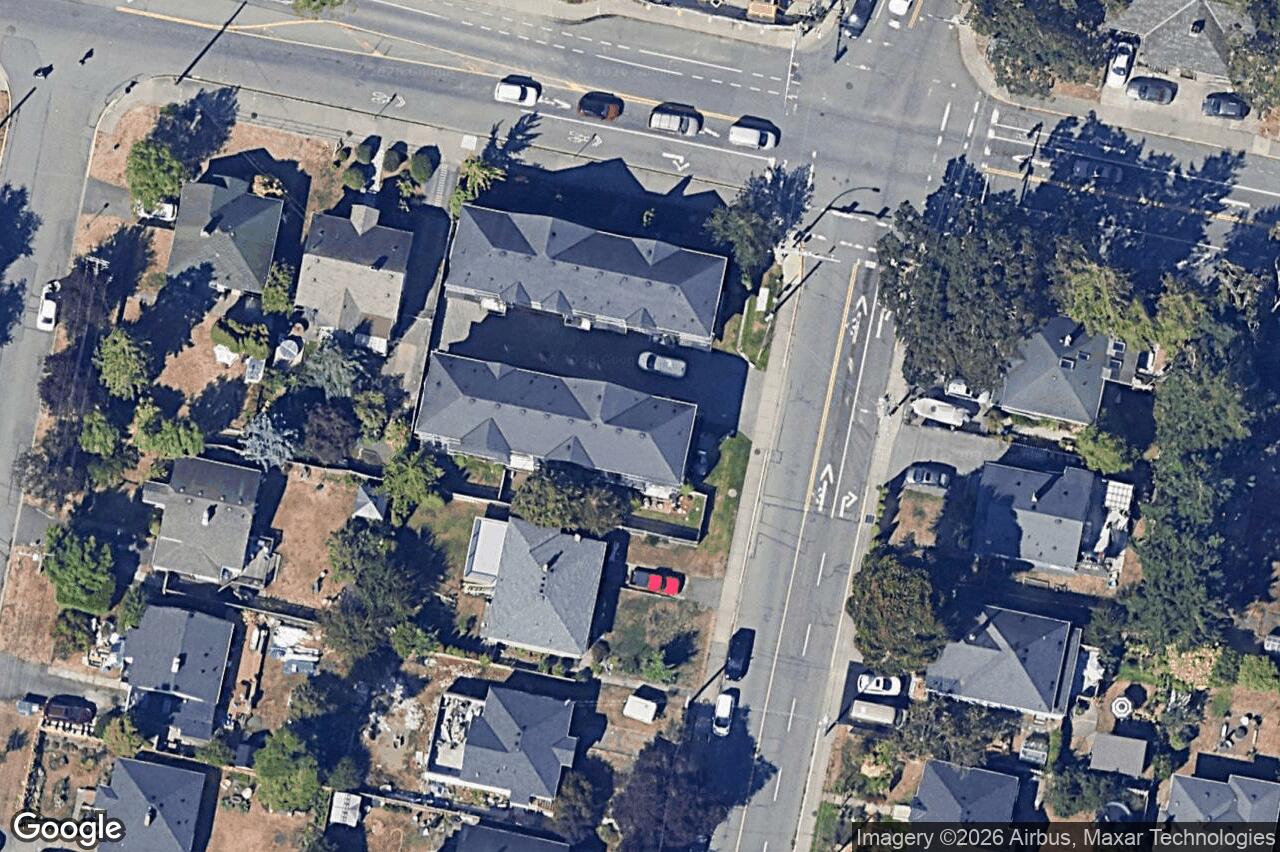 Aerial view of 4 – 1105 Esquimalt Rd, Esquimalt