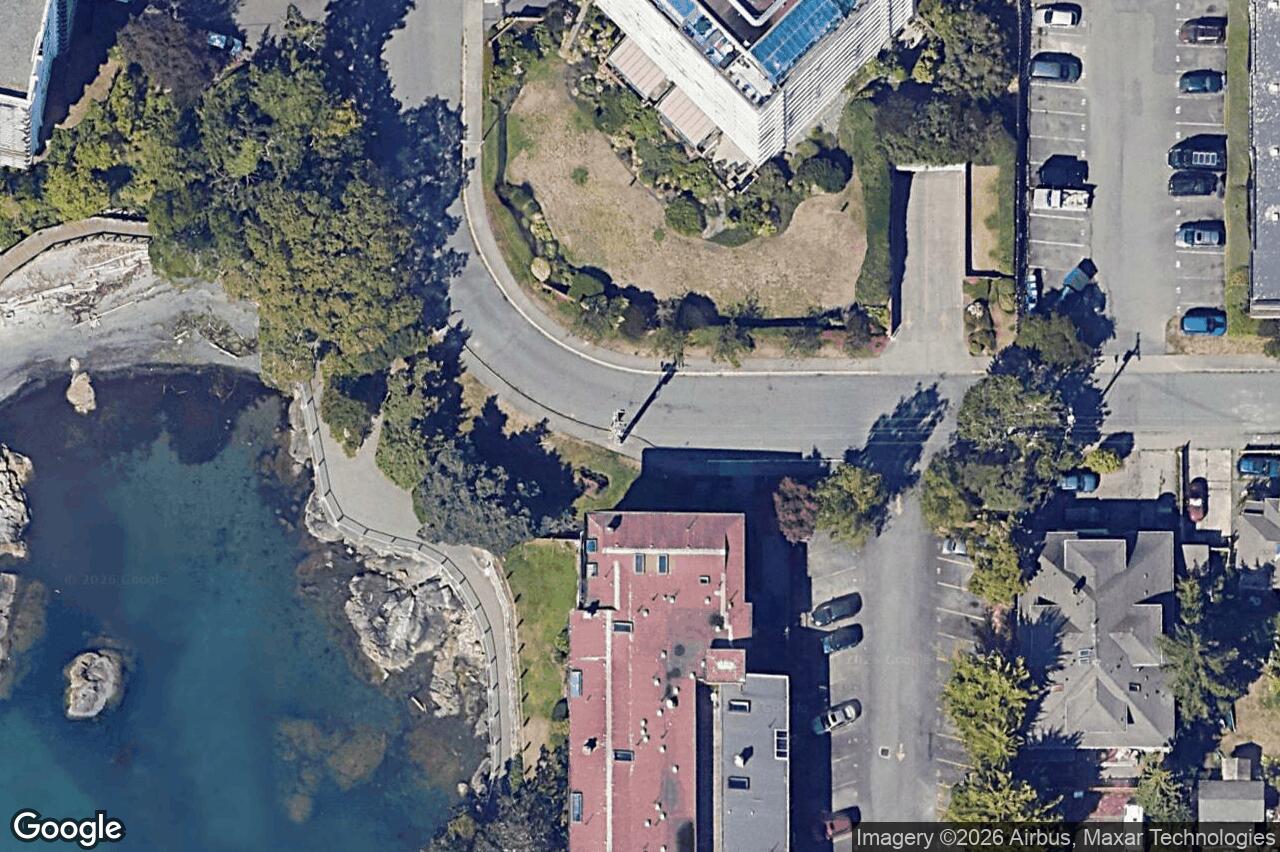 Aerial view of 2 – 630 Seaforth St, Victoria