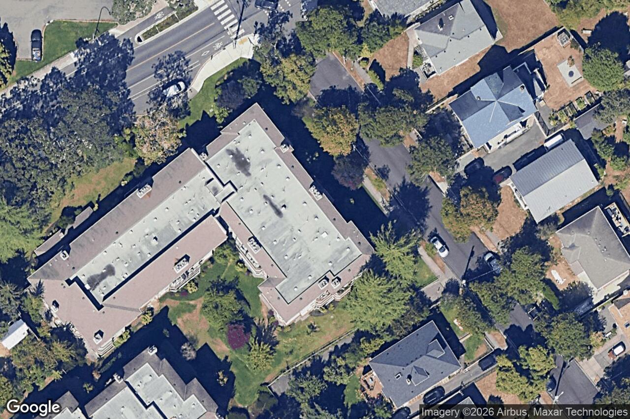 Aerial view of 412 – 1655 Begbie St, Victoria