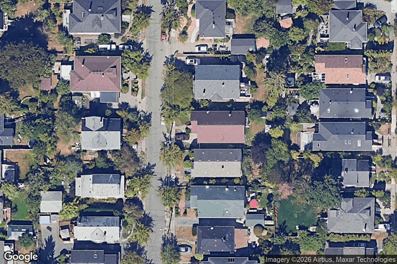 Aerial view of 1753 Davie St, Victoria