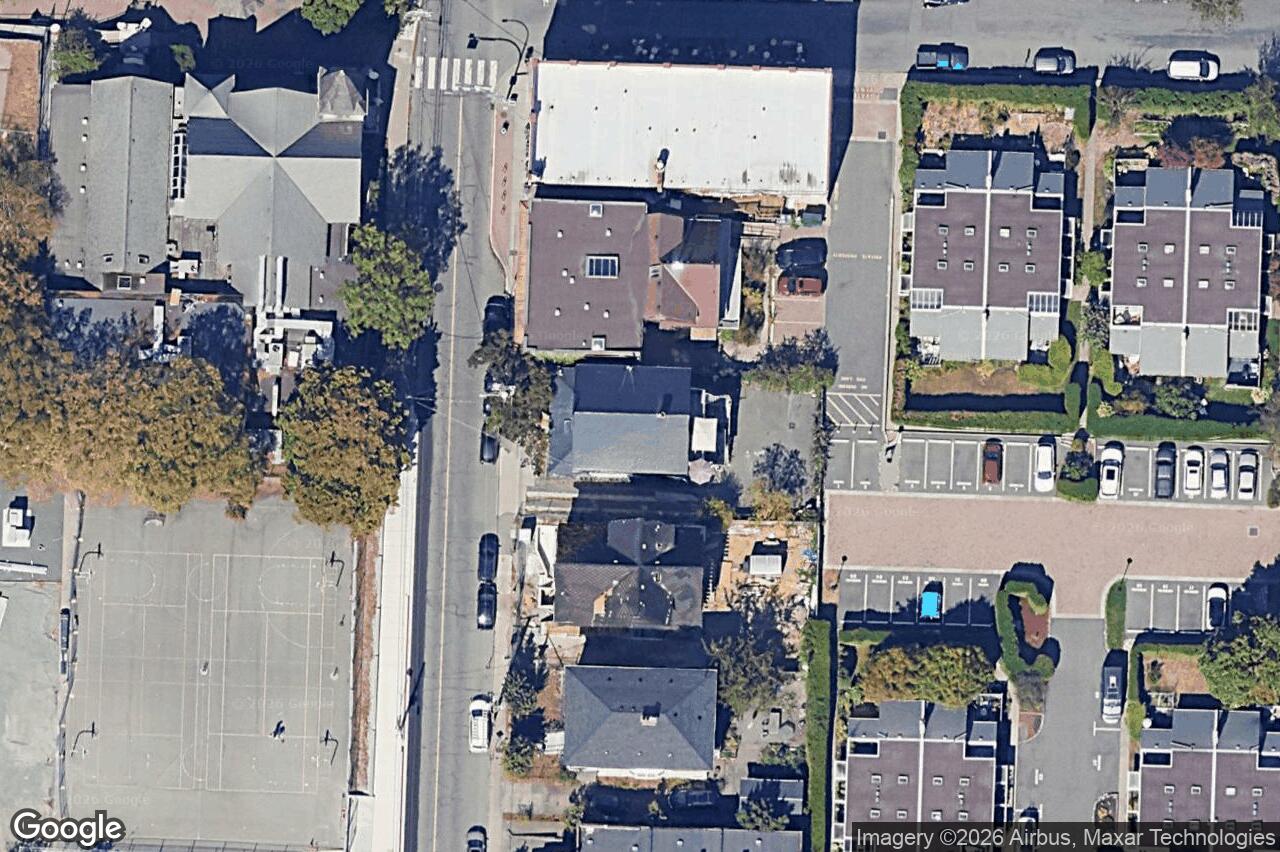 Aerial view of 3 – 1915 Fernwood Rd, Victoria