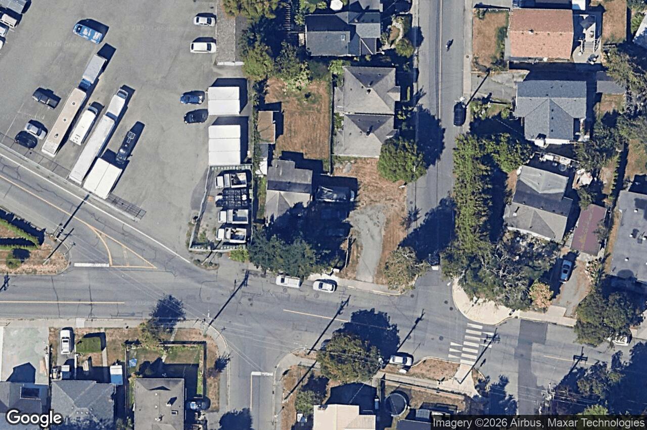 Aerial view of 800 Viewfield Rd, Esquimalt