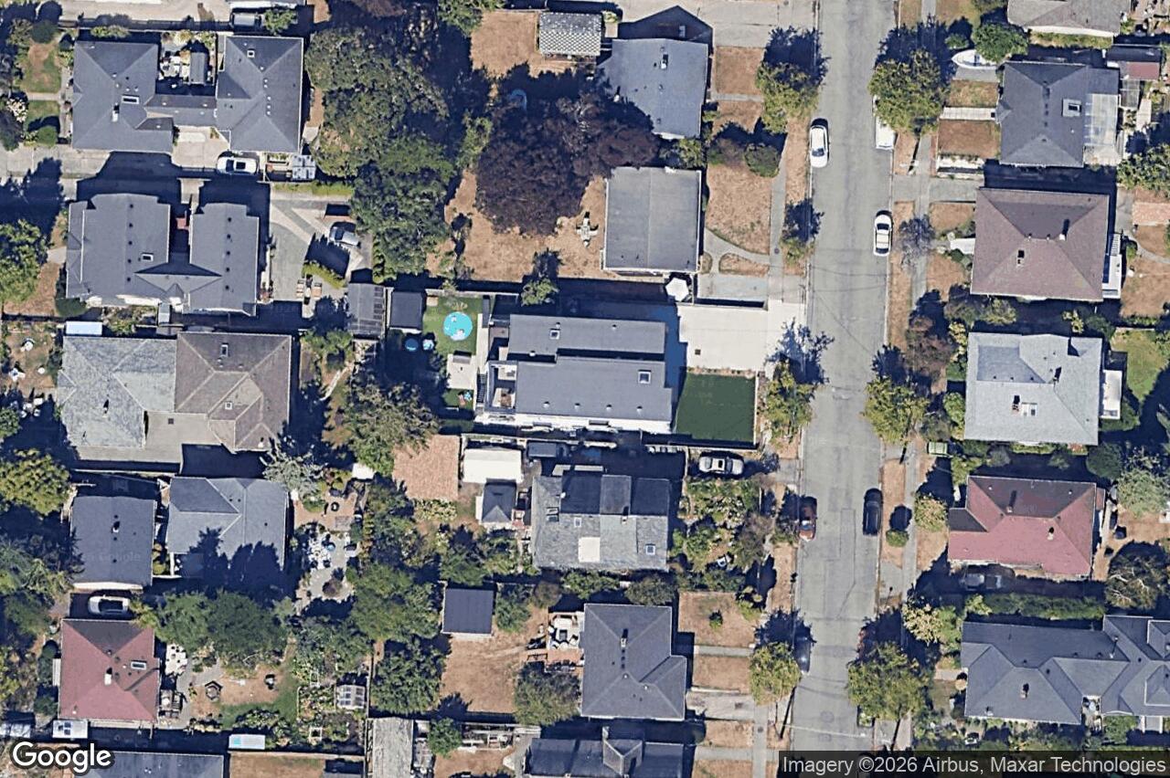 Aerial view of 2318 Shakespeare St, Victoria