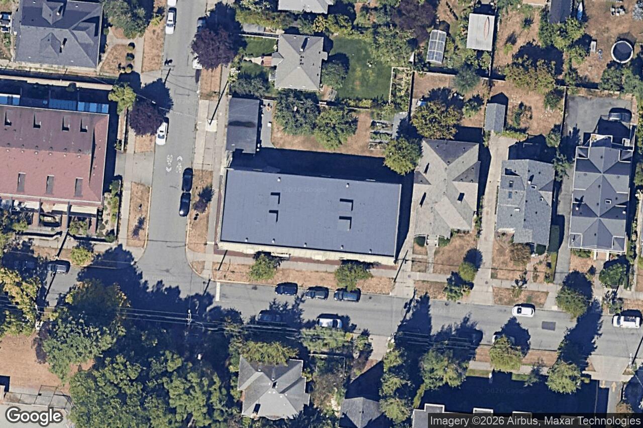 Aerial view of 1010 Queens Ave, Victoria