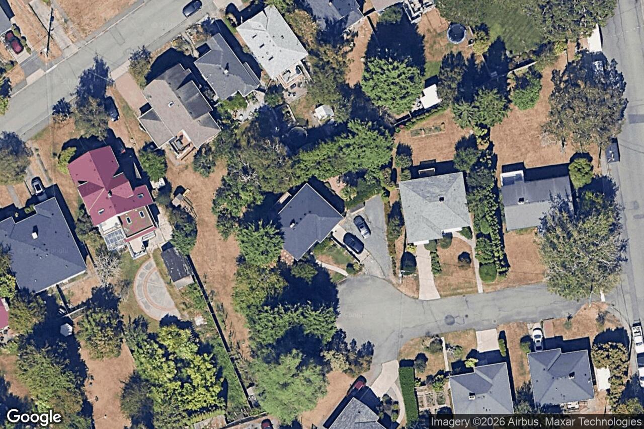 Aerial view of 2180 Cranleigh Pl, Oak Bay