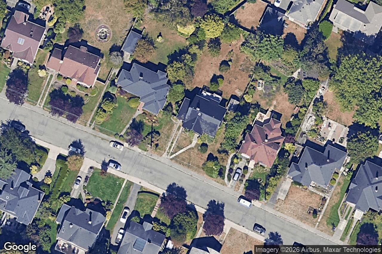 Aerial view of 2586 Dalhousie St, Oak Bay