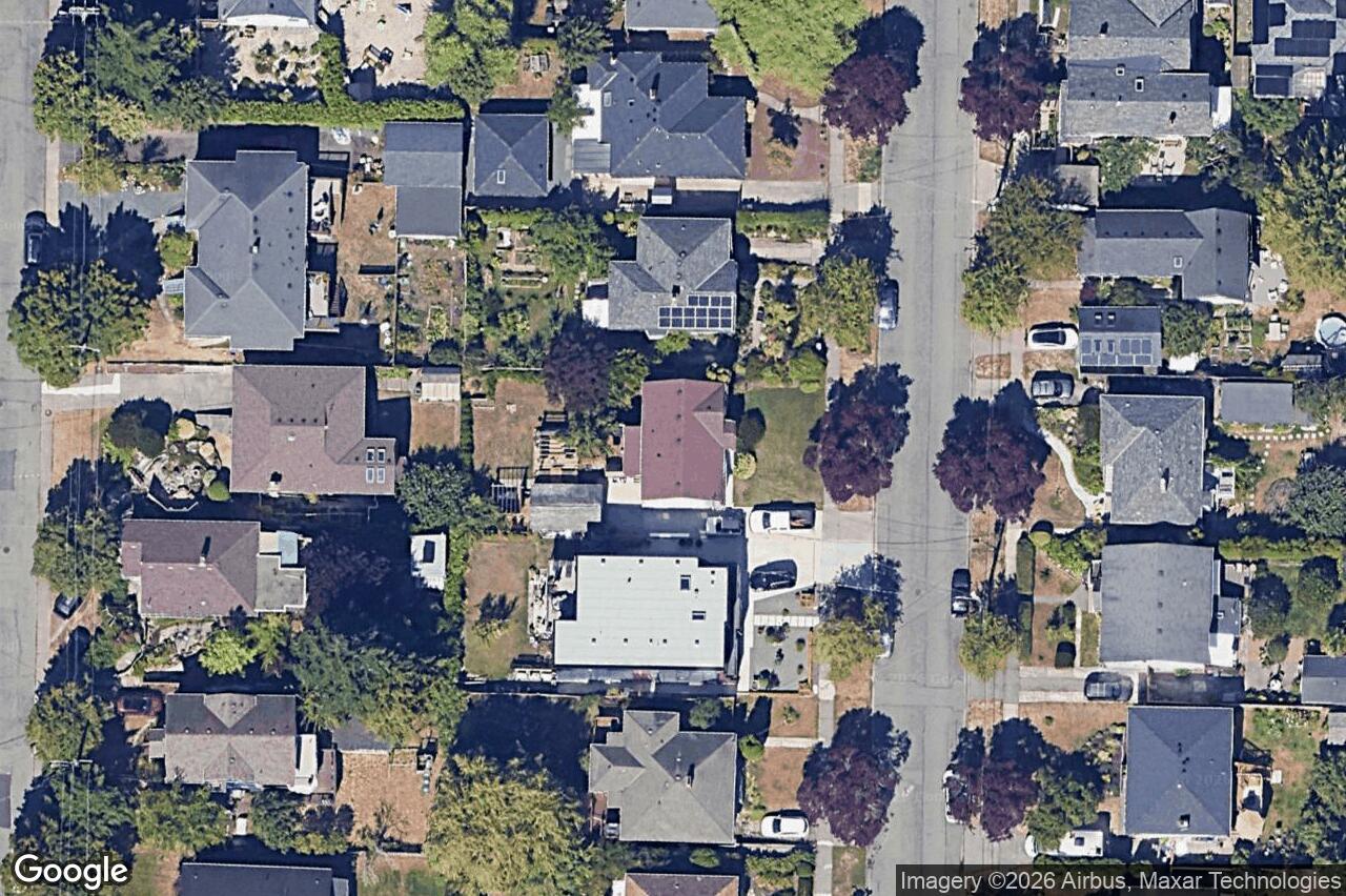 Aerial view of 2554 Shakespeare St, Victoria